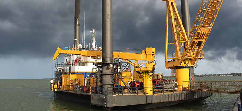 Loadout of Class 215 Liftboat Raimy Eymard in Louisiana